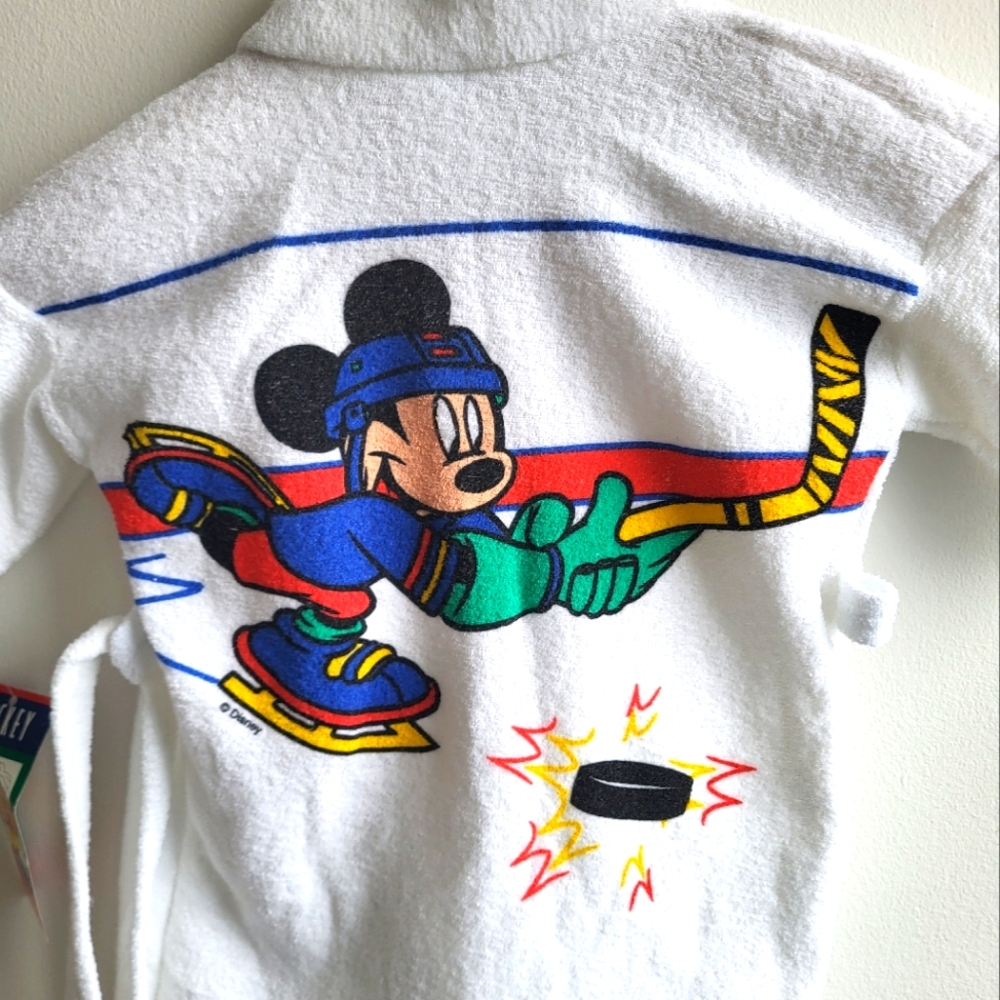 Mickey Mouse Robe/Hockey - NEW- - Picture 7 of 10
